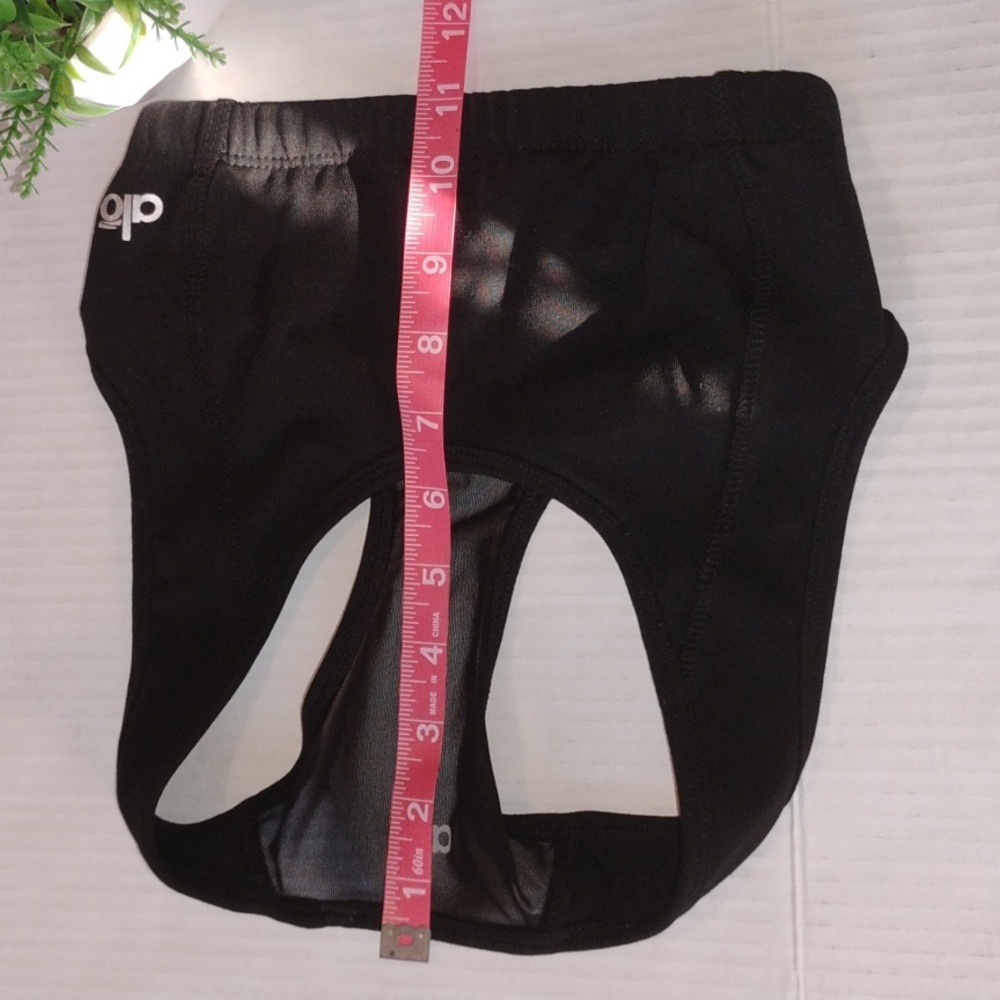 ALO Yoga Cool Fit Sports Bra. Womens size XS. Black in color. - Picture 6 of 6